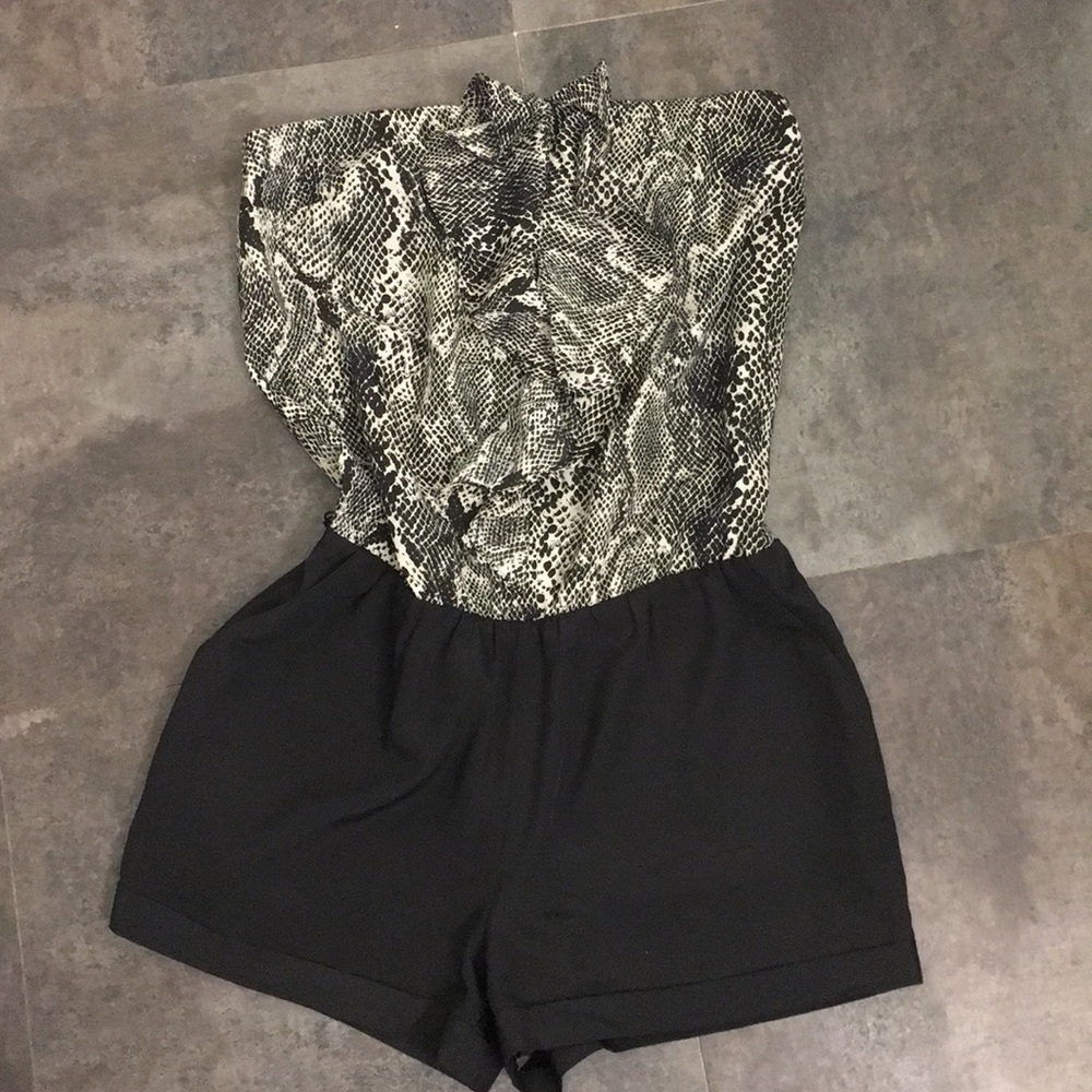 Snake skin print romper